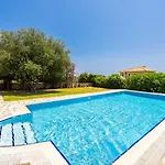 Ilios Kefalonia سفوروناتا