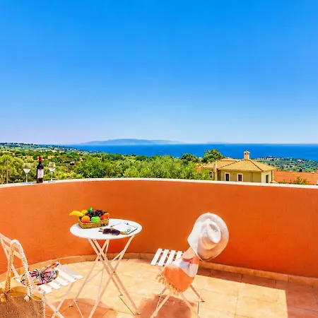 Ilios Kefalonia فيلة سفوروناتا