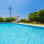 Ilios Kefalonia * Zvoronáta